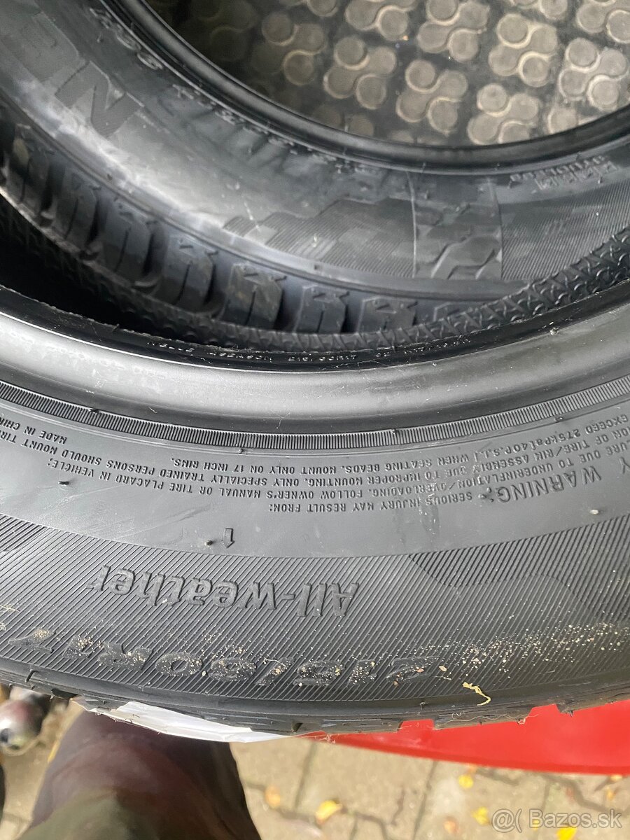 Predám nepoužité pneu 215/60 R17 - 5