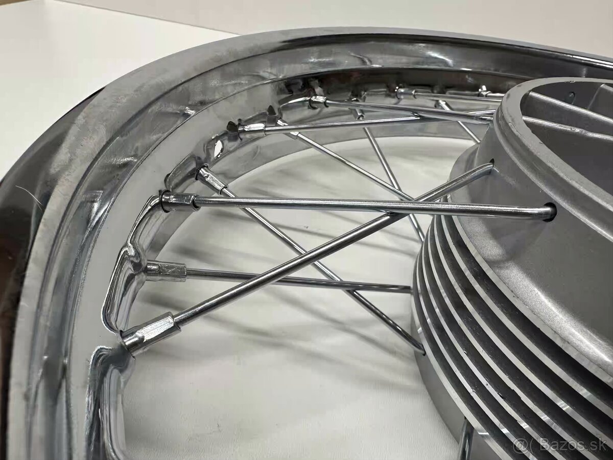 Predám nové koleso 16" komplet ráfik výplet stred JAWA - 5