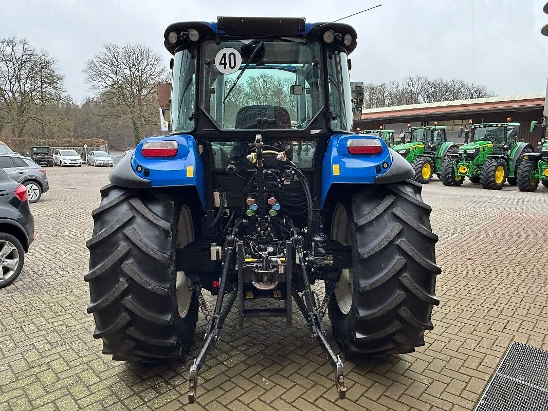 Traktor New Holland T5.105 + Čeln nakladač - 5