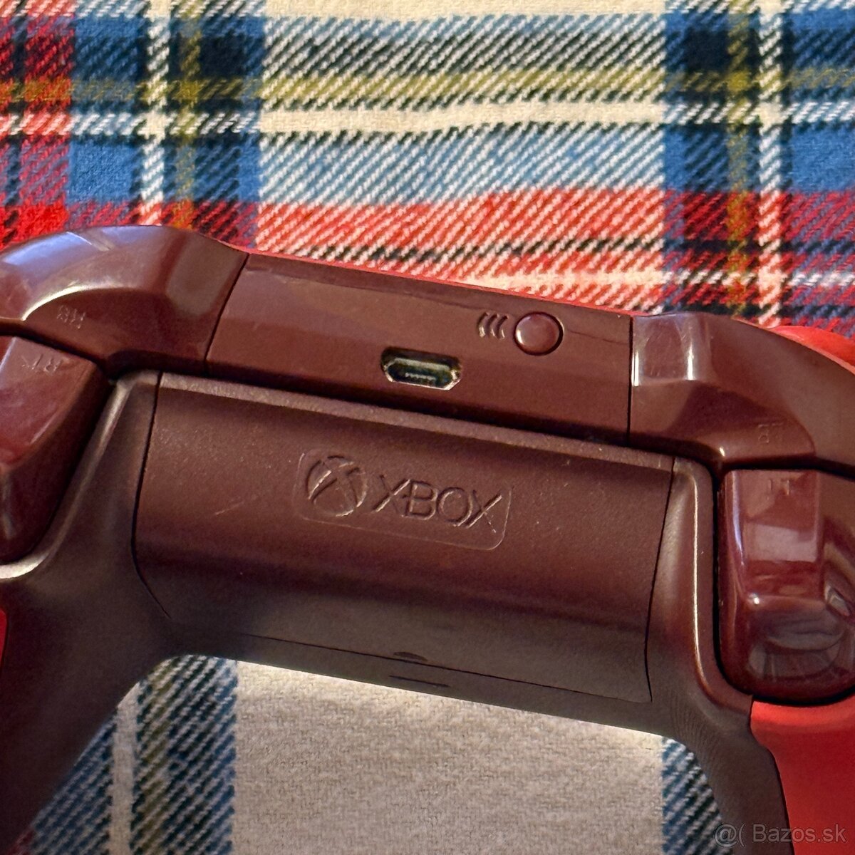 Predám originálny Xbox ovládač – červená farba - 5