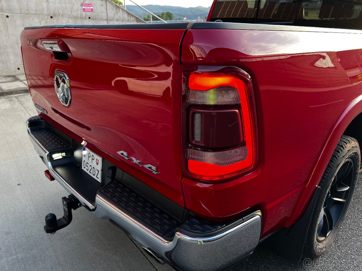 Dodge RAM LARAMIE