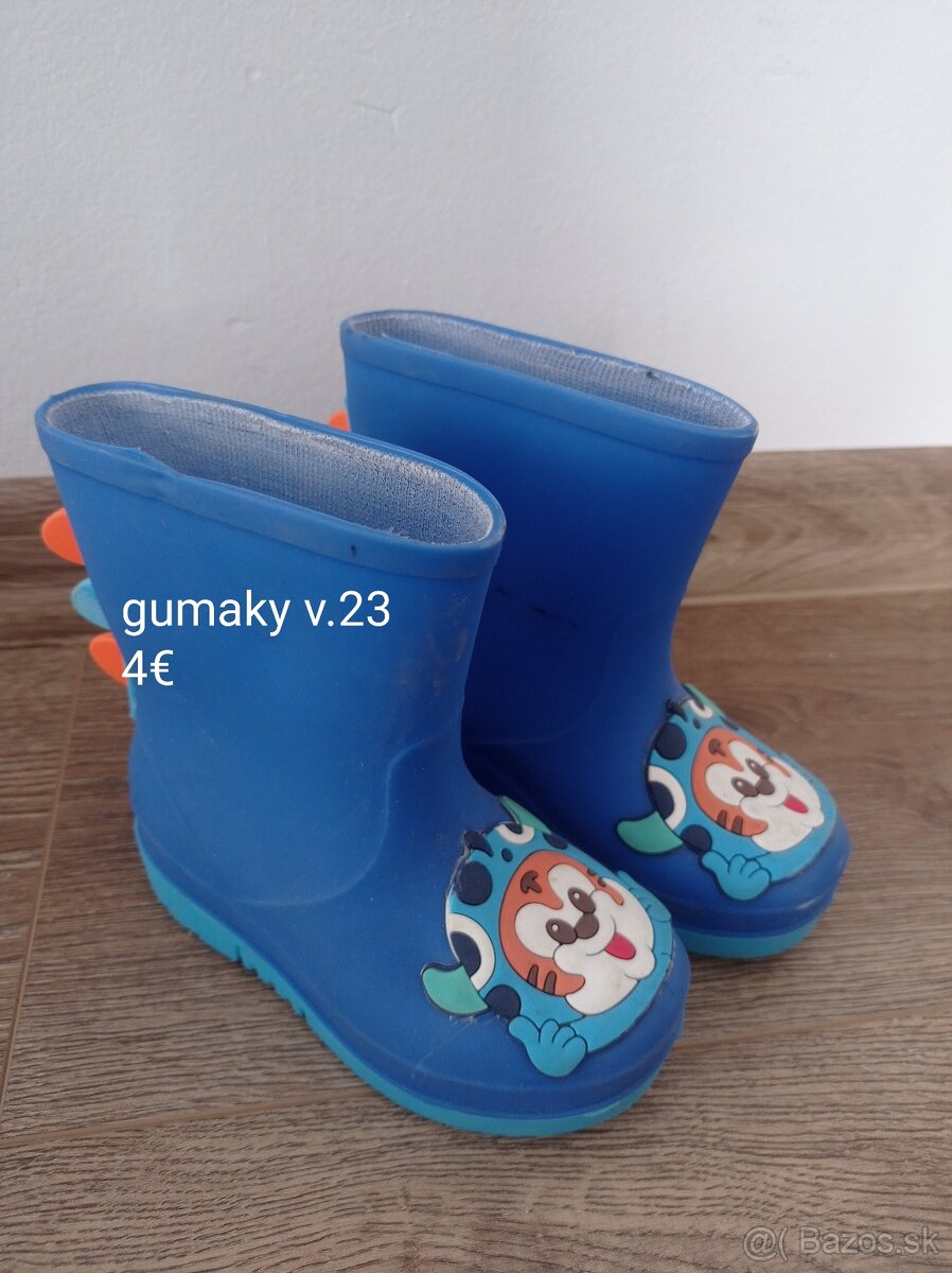 Topanky a papuce - 5