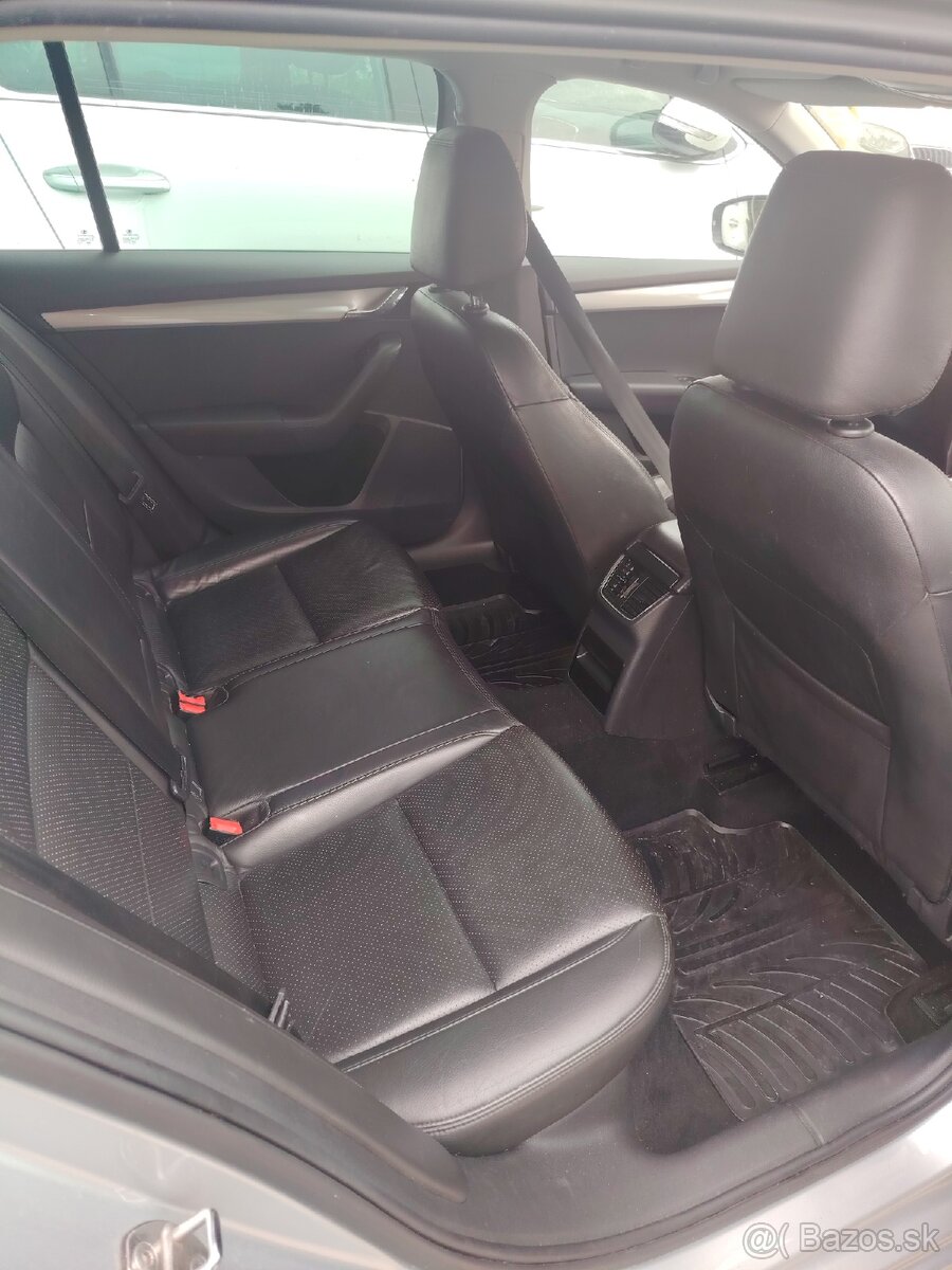 Škoda Octavia 1.6tdi Greenline - 5