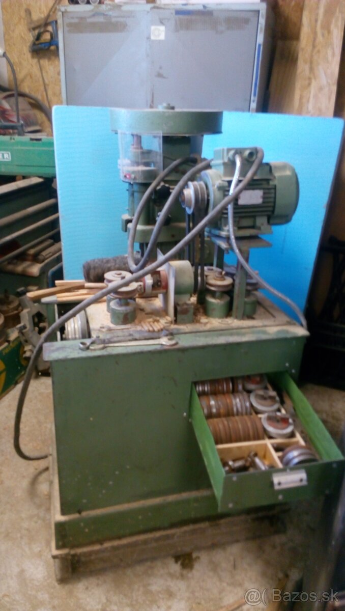 Strojoch na výrobu spoj. Kolikou (tipľov) - 5