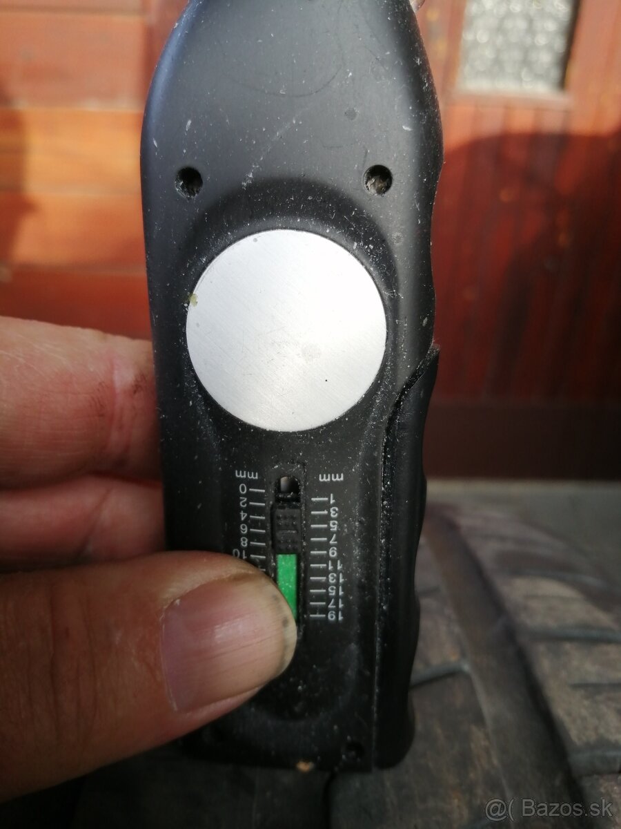 Pneumatika 205x60 R 16 - 5