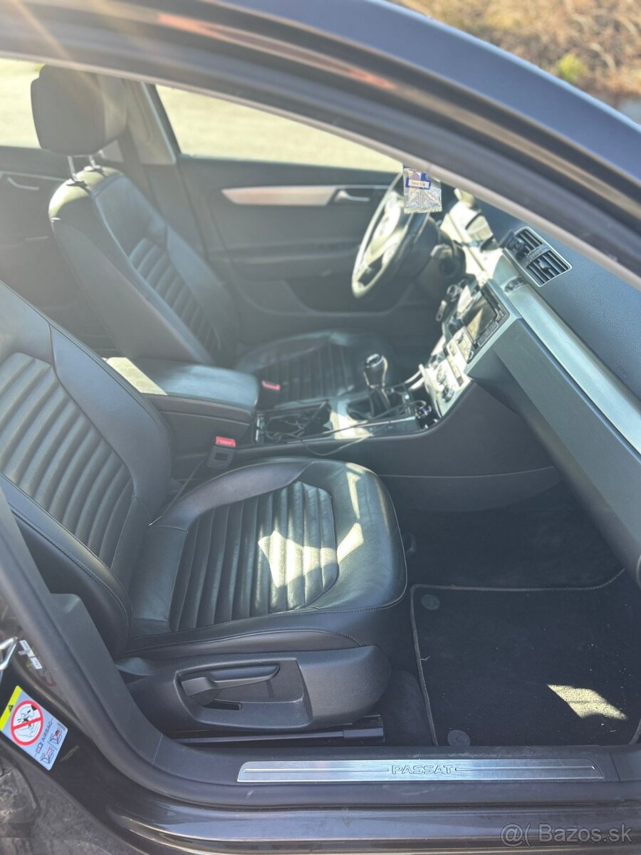 VW Passat Variant 2.0 TDI Highline - 5