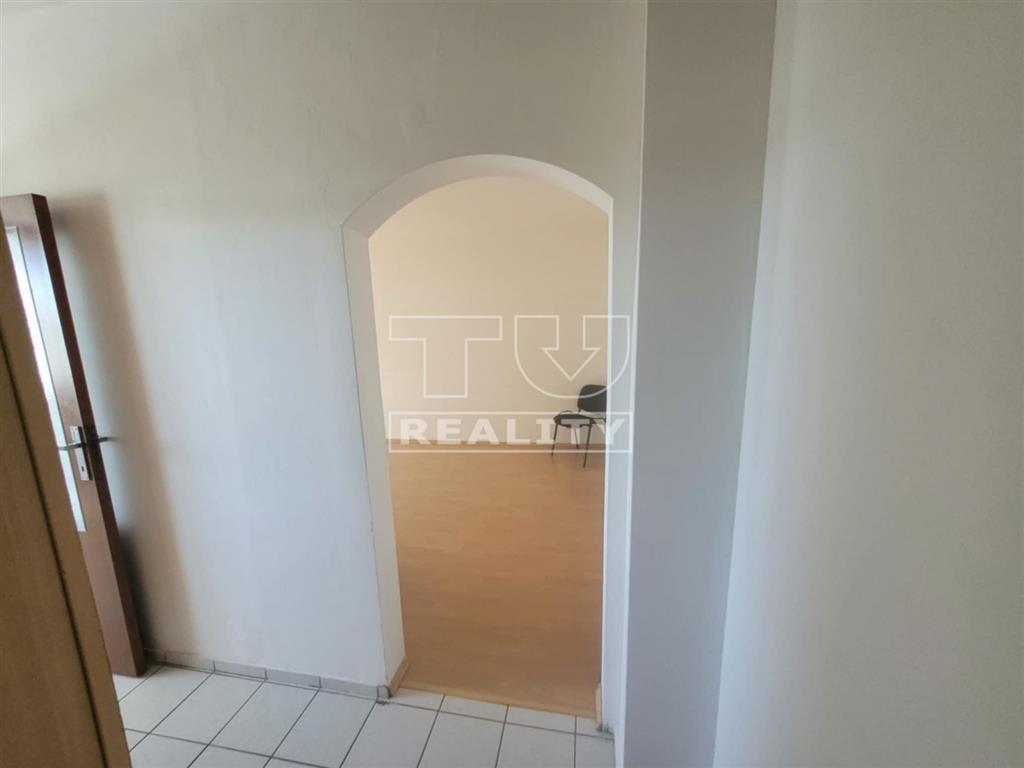 NA PREDAJ 2-IZBOVÝ BYT S DVOMI BALKÓNMI, 57m2, MYJAVA - 5