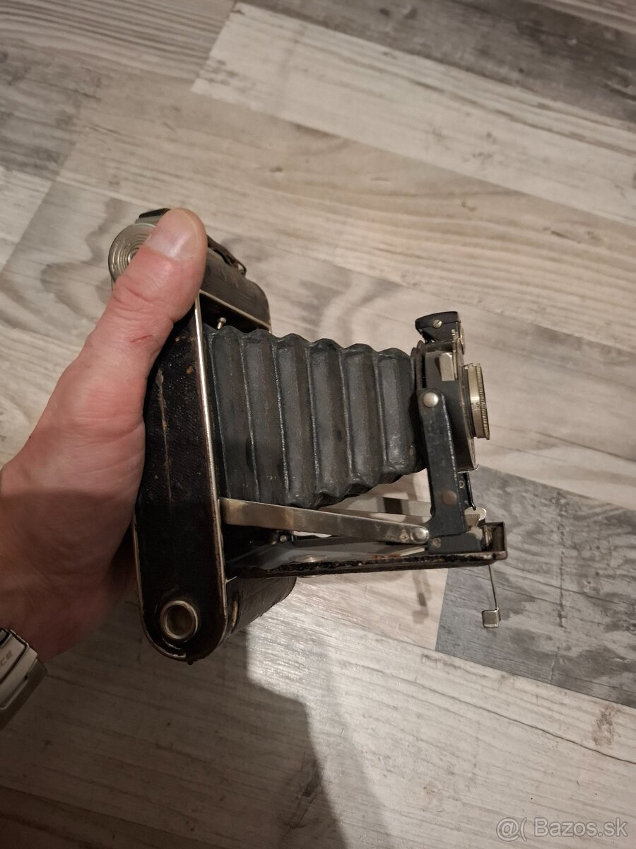 Starý fotoaparát 5 - 5