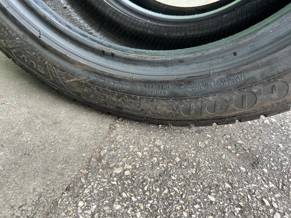 Zimné pneumatiky Goodyear 225/55R18 - 5