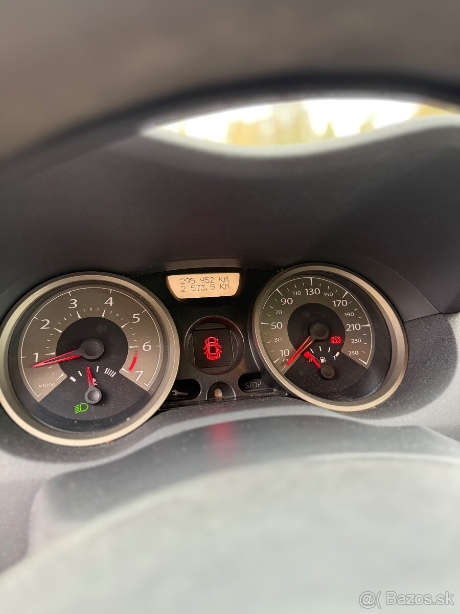 Renault Megane 1.6 16V (2006) 82kw - 5