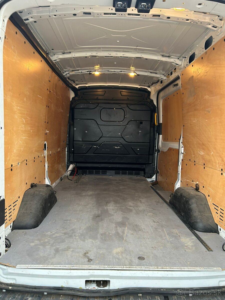 FORD TRANSIT DIESEL 4X4 POHON 2018 ROK - 5