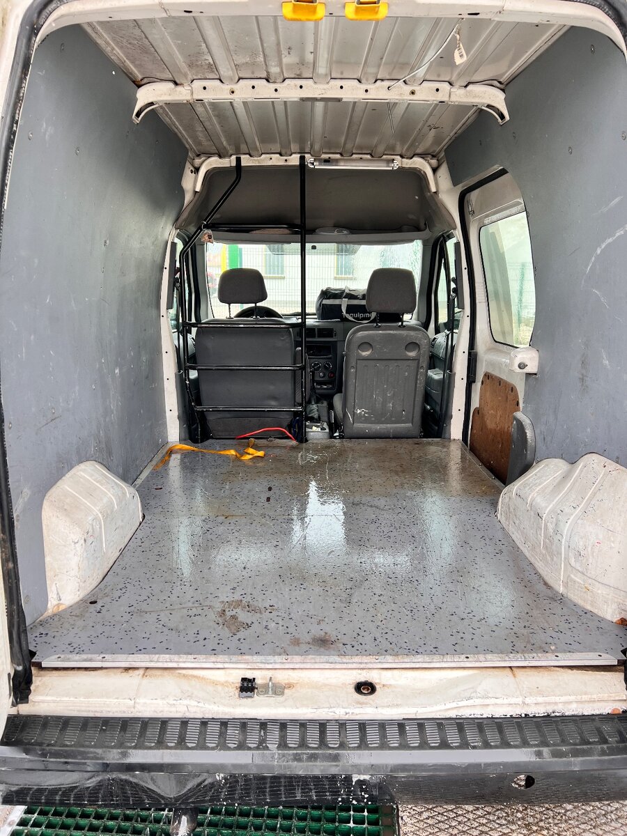 Ford connect - 5