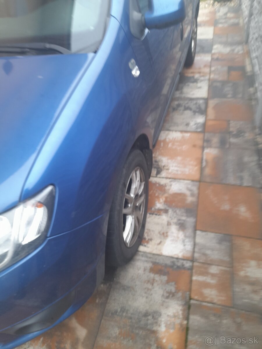 Dacia daciu logann mcv - 5