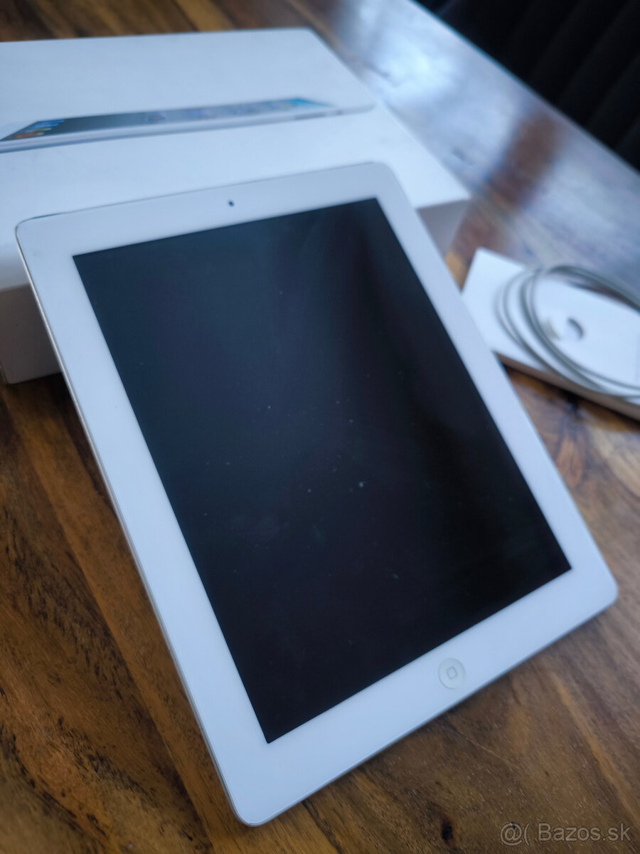 Predám Apple iPad 2 16GB White Wi-Fi – dobrý stav - 5
