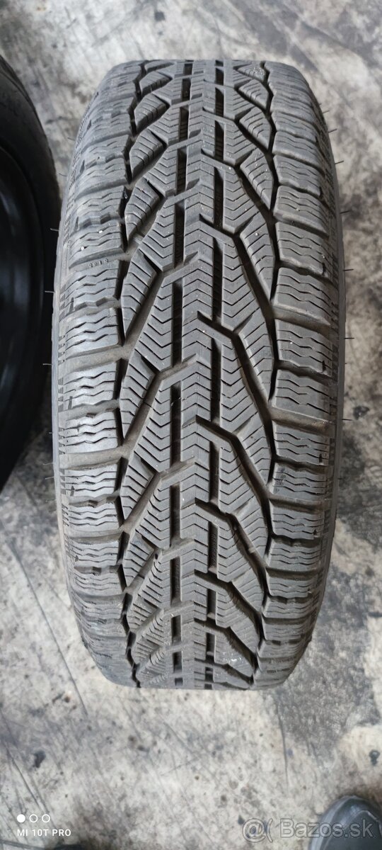 Predám pneumatiky 205/55/16 - 5
