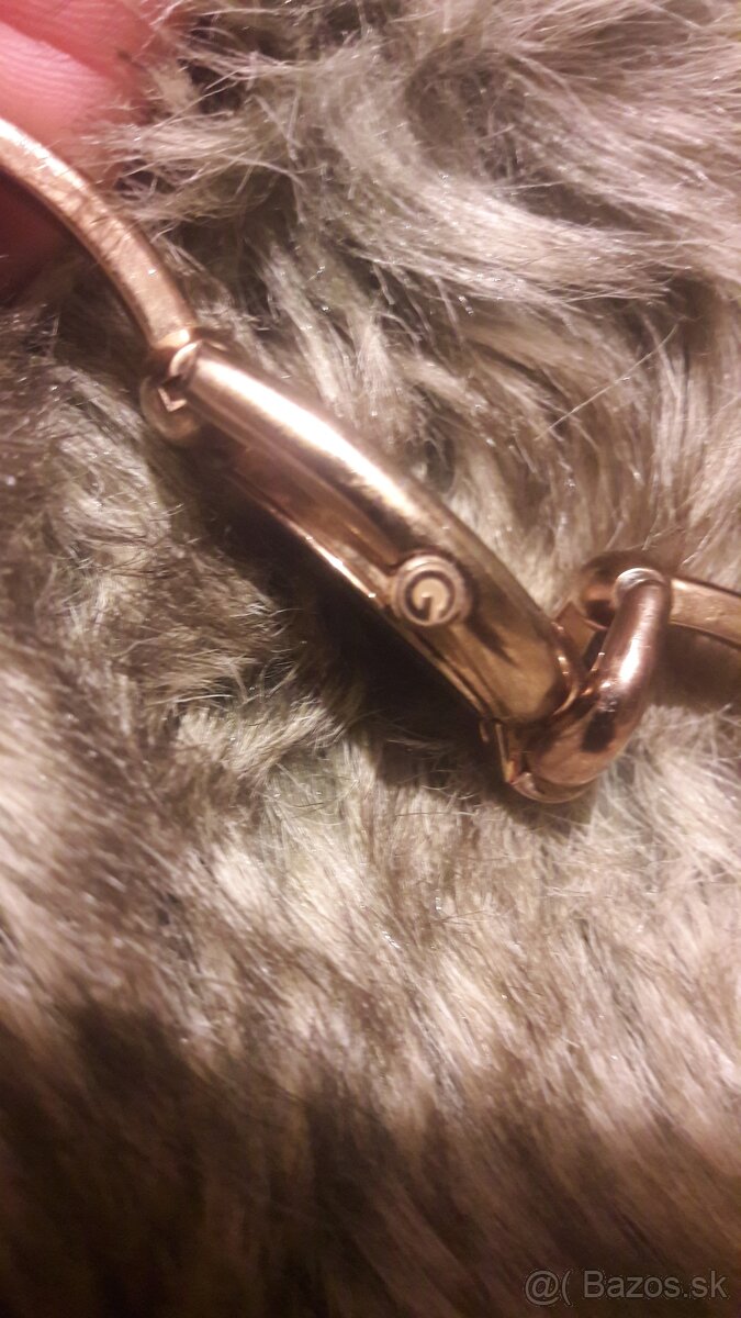 Na predaj original dámske gucci hodinky - 5