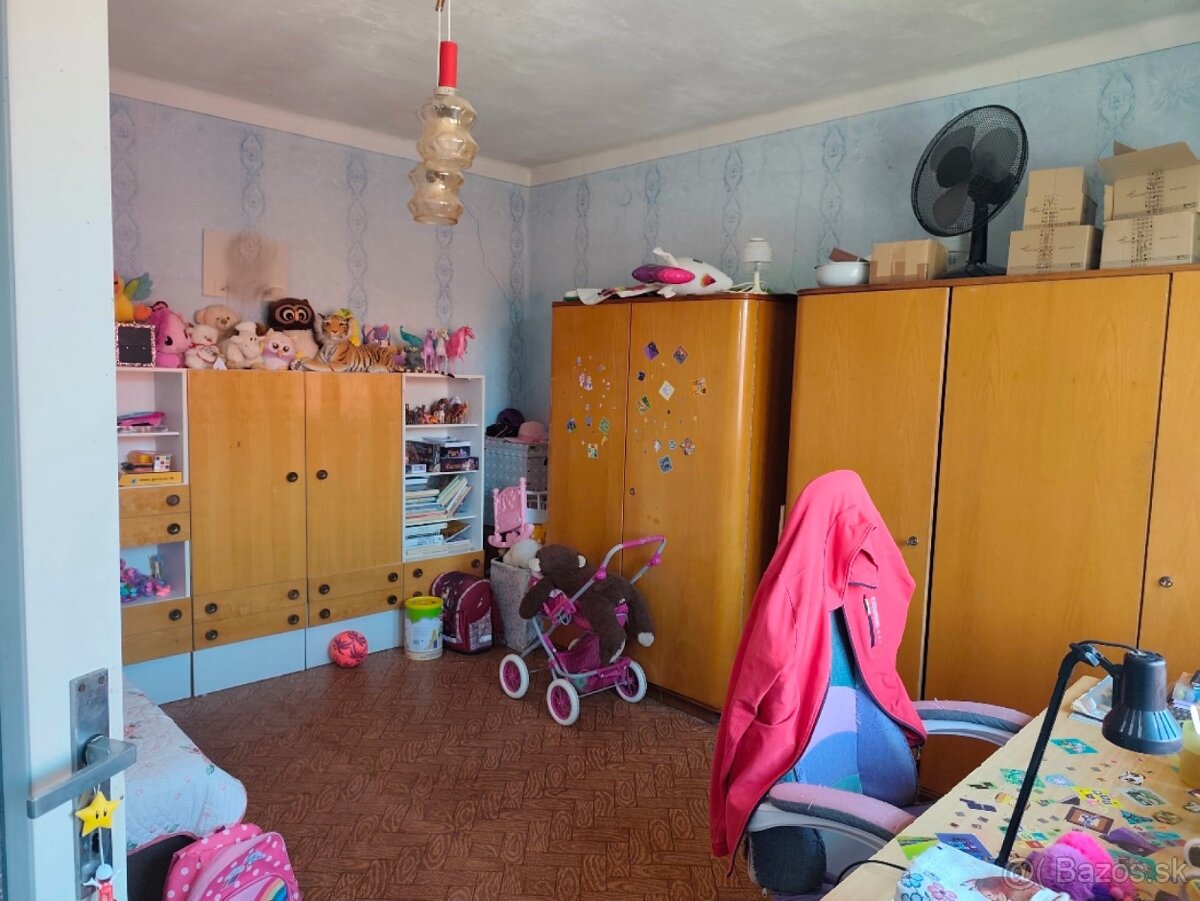 Na predaj rodinný dom Kolta - 5