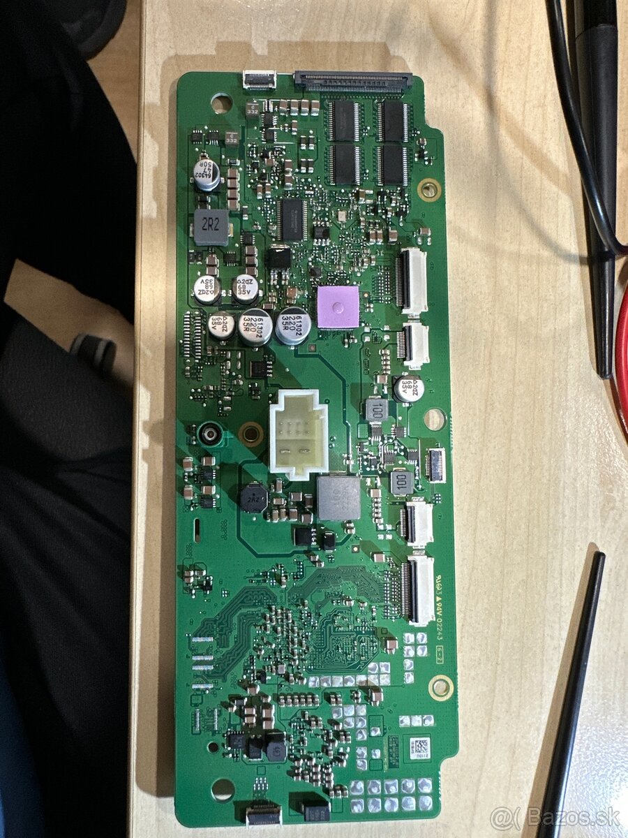 Oprava Mercedes-Benz Hyperscreen (MBUX) - 5