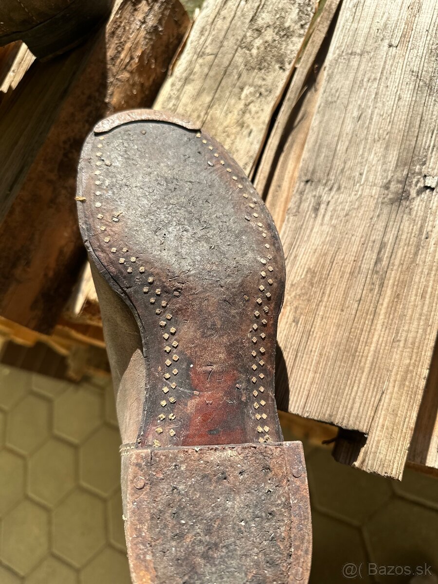 Predam stare vojenske čižmy - 5