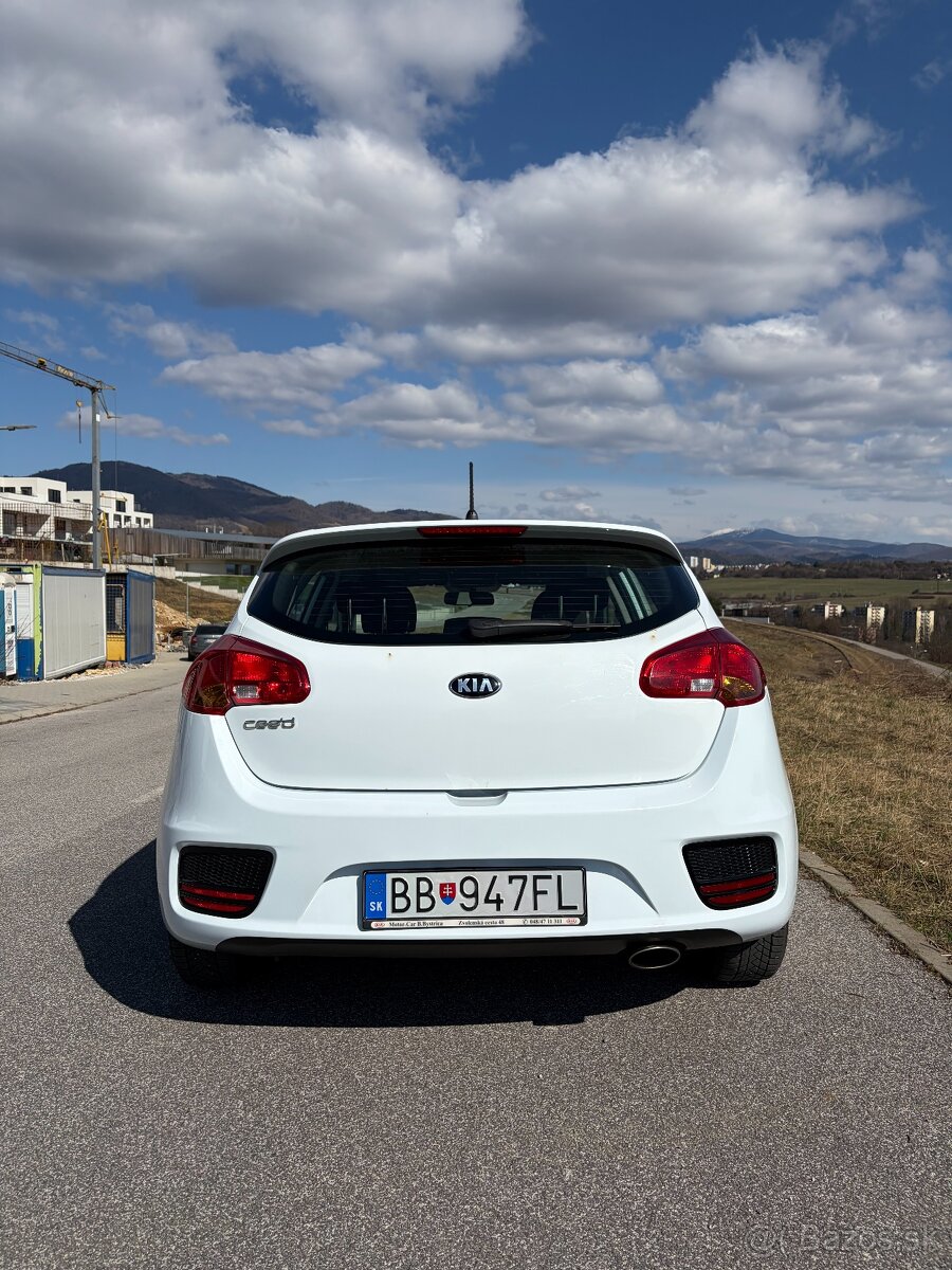 Kia Ceed 1.4, 2015, benzín - 5