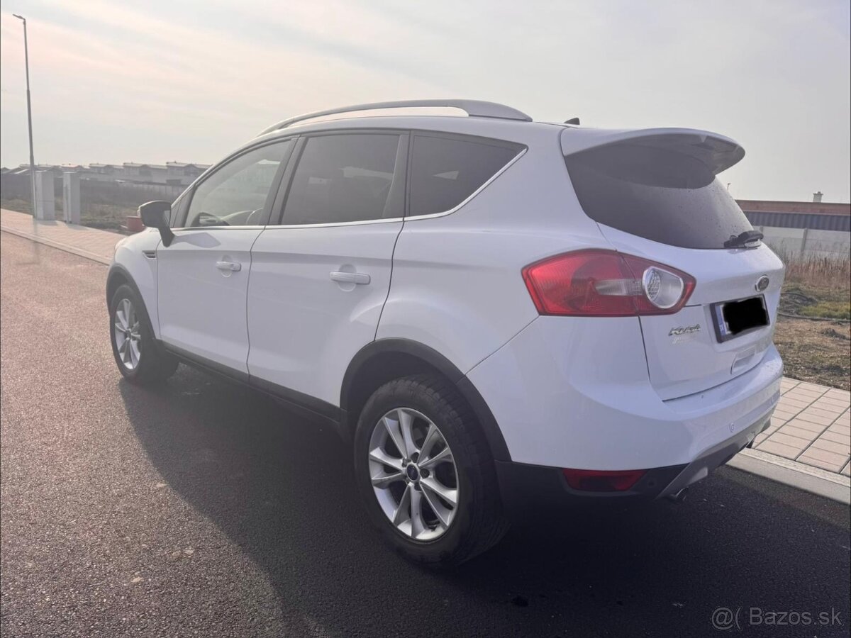 Ford Kuga titanium S automat plna výbava - 5