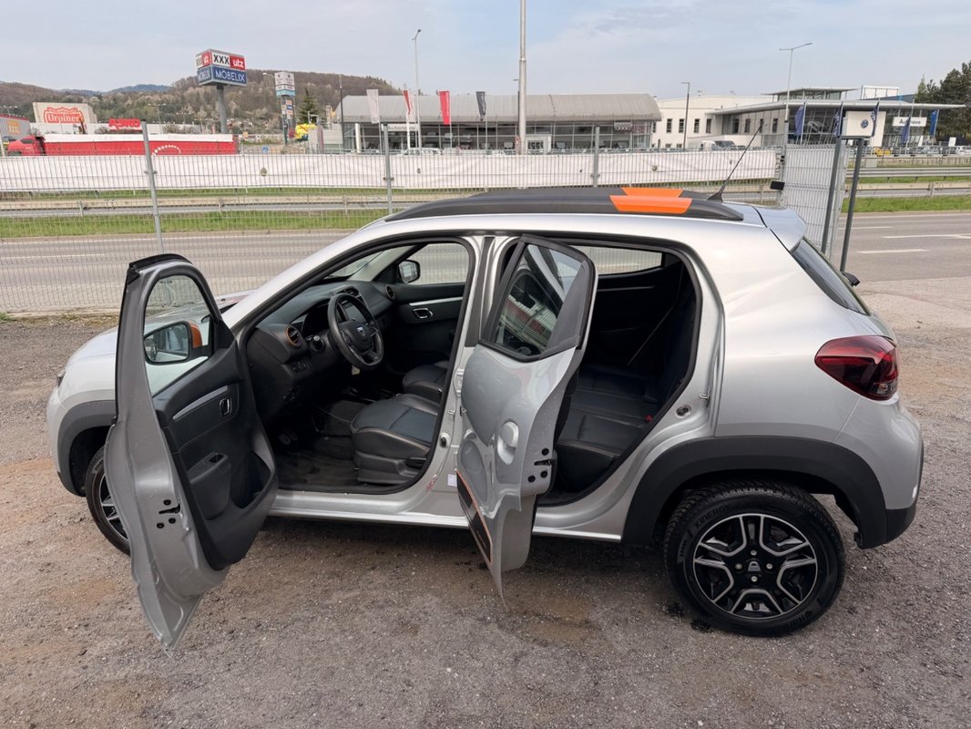 Dacia Spring 26.8 kWh 45k Comfort Plus - 5