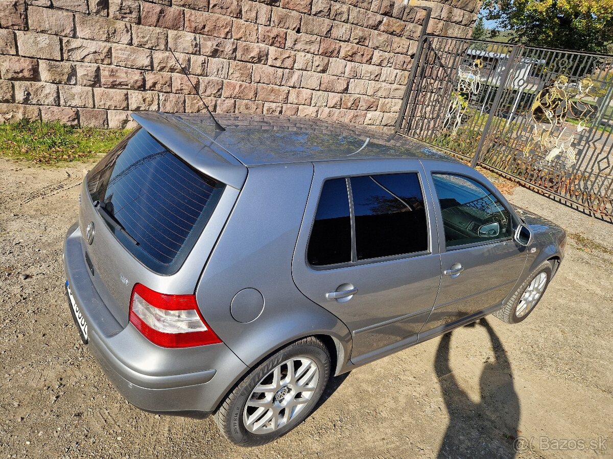 Volkswagen golf 1.6i 77kw 16V. r.v.2004 - 5