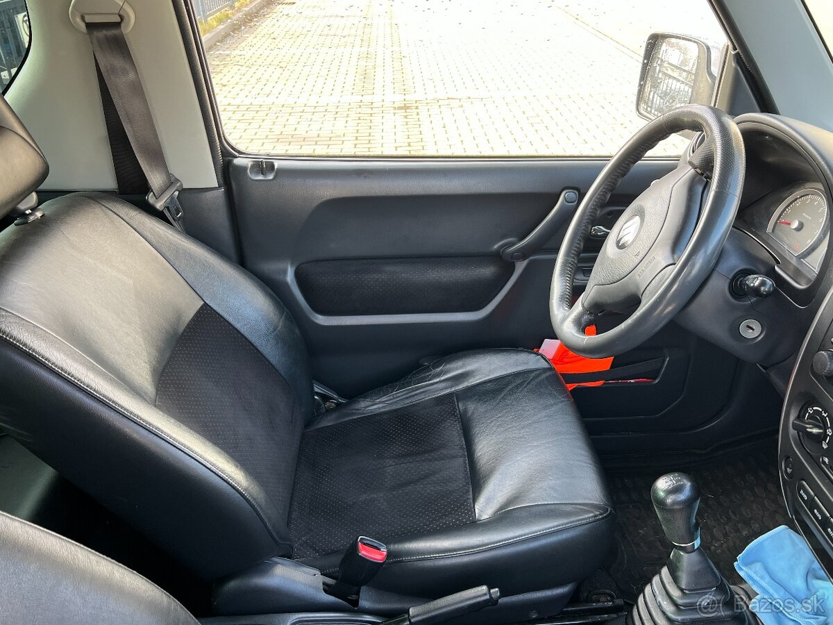 Suzuki Jimny 4x4, 1.3i, 63kW- strieborný - 5