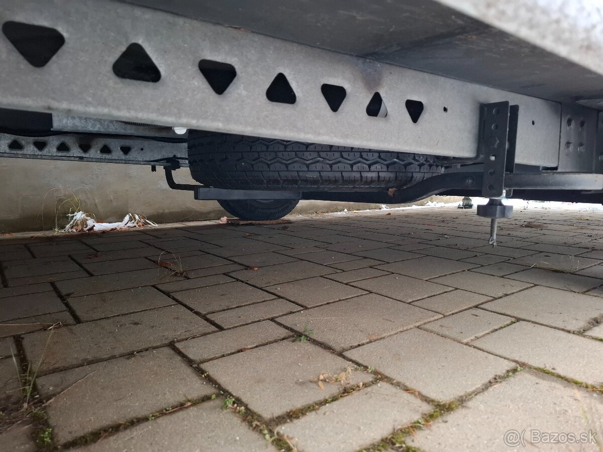 Mobilná kancelária Weinsberg cara one 450fu