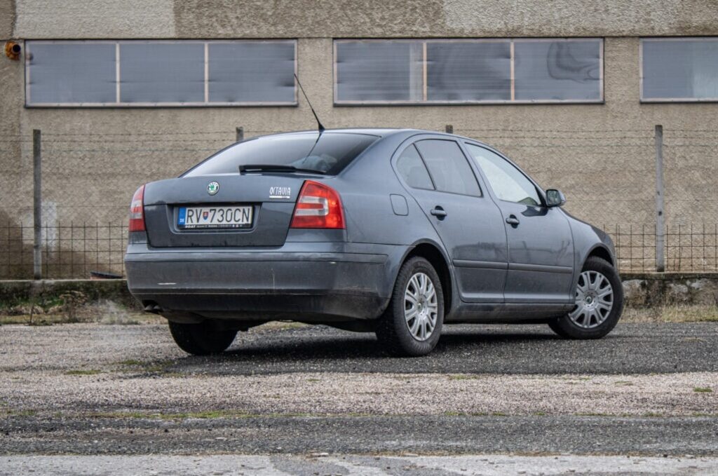 Škoda Octavia 2 z roku 2007 - 5