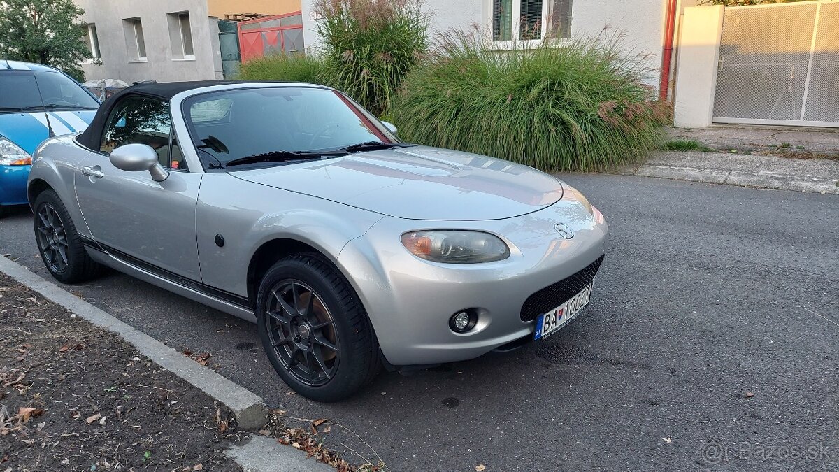 Mazda MX5 NC 1.8 - 5