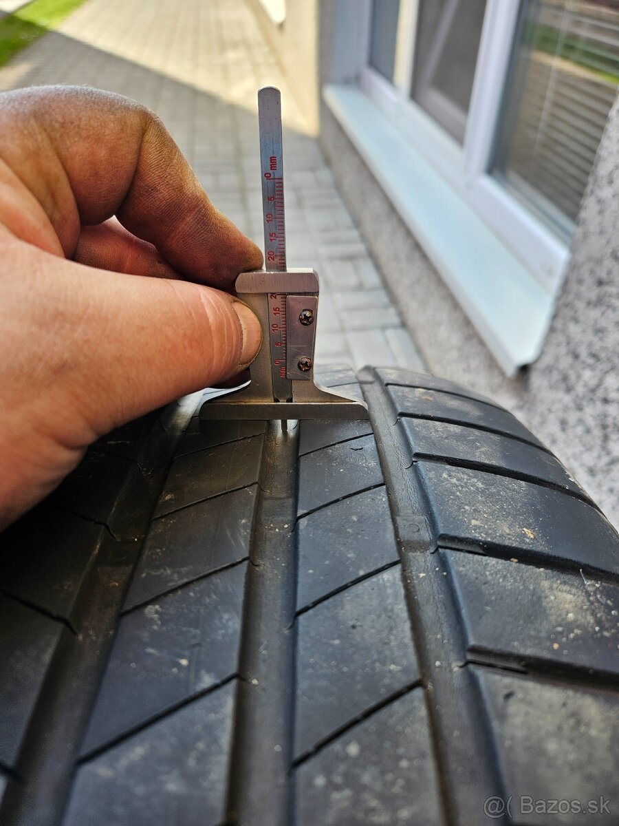 235/55 r18 letne - 5