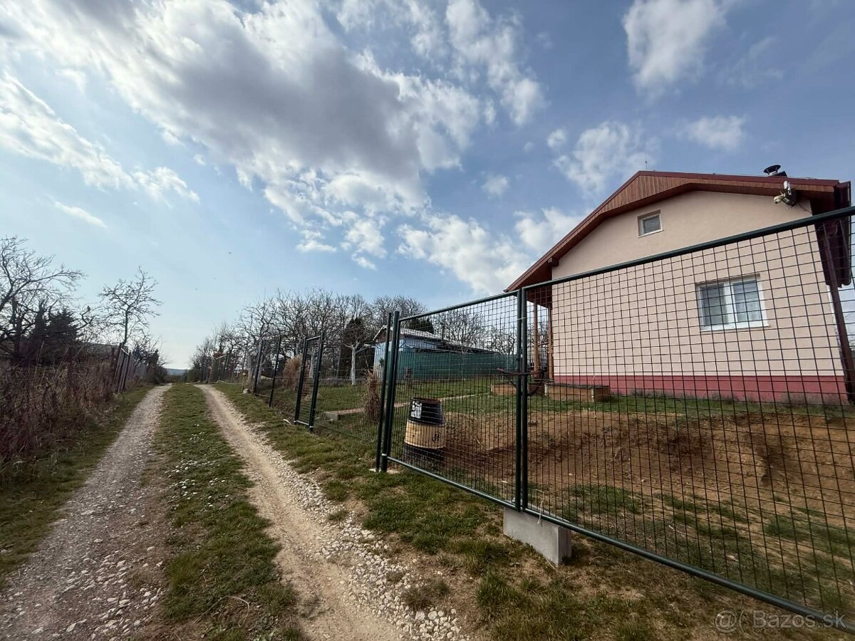 Celoročná chata nad mestom - 5