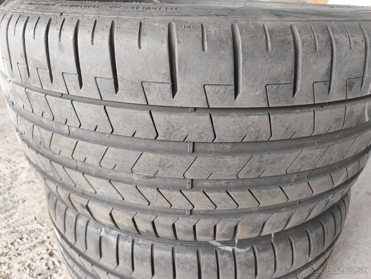 Pirelli P ZERO 275/35 R19 100Y - 5