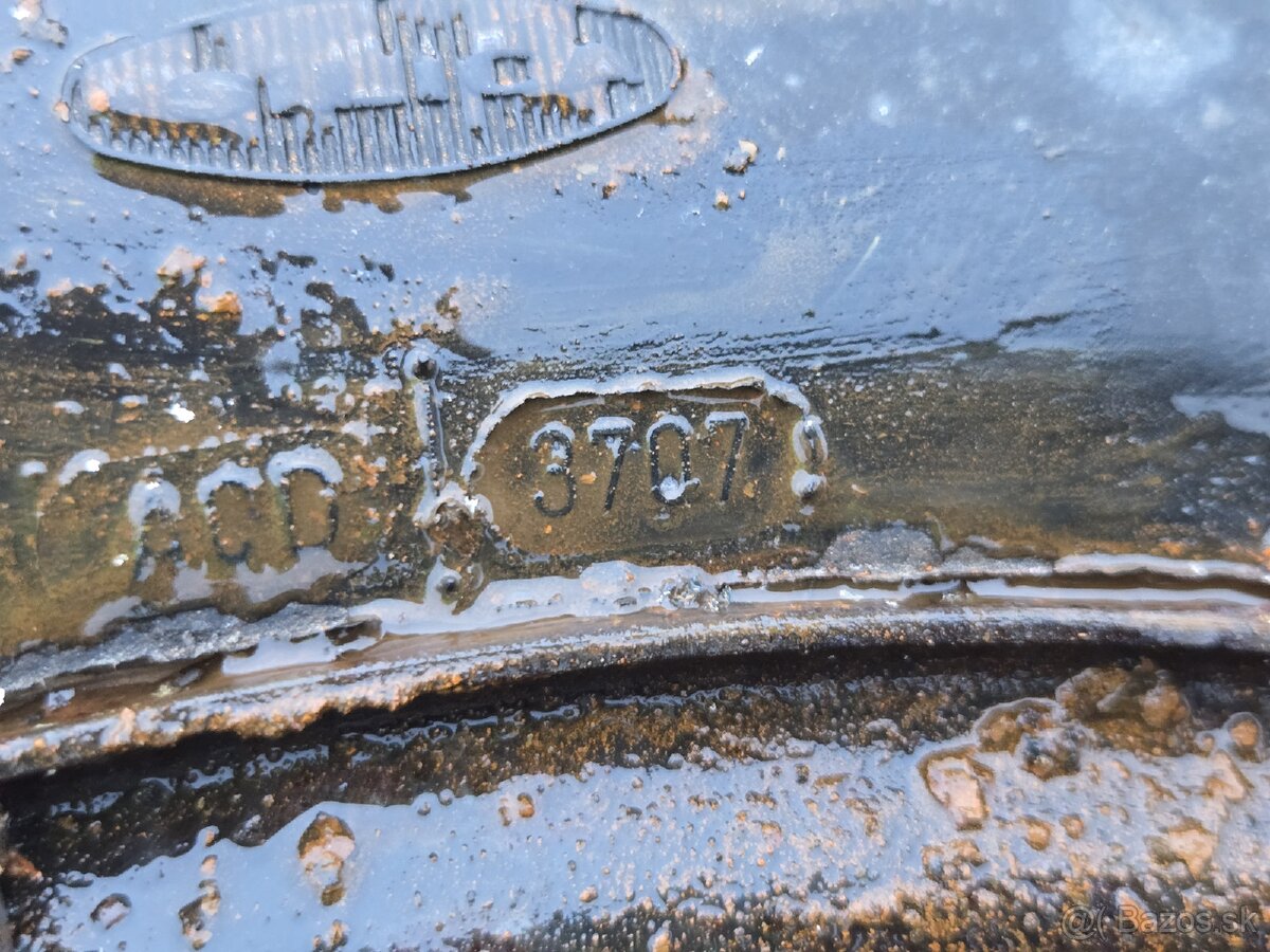 4x Zimné gumy 185/60r15 - 5