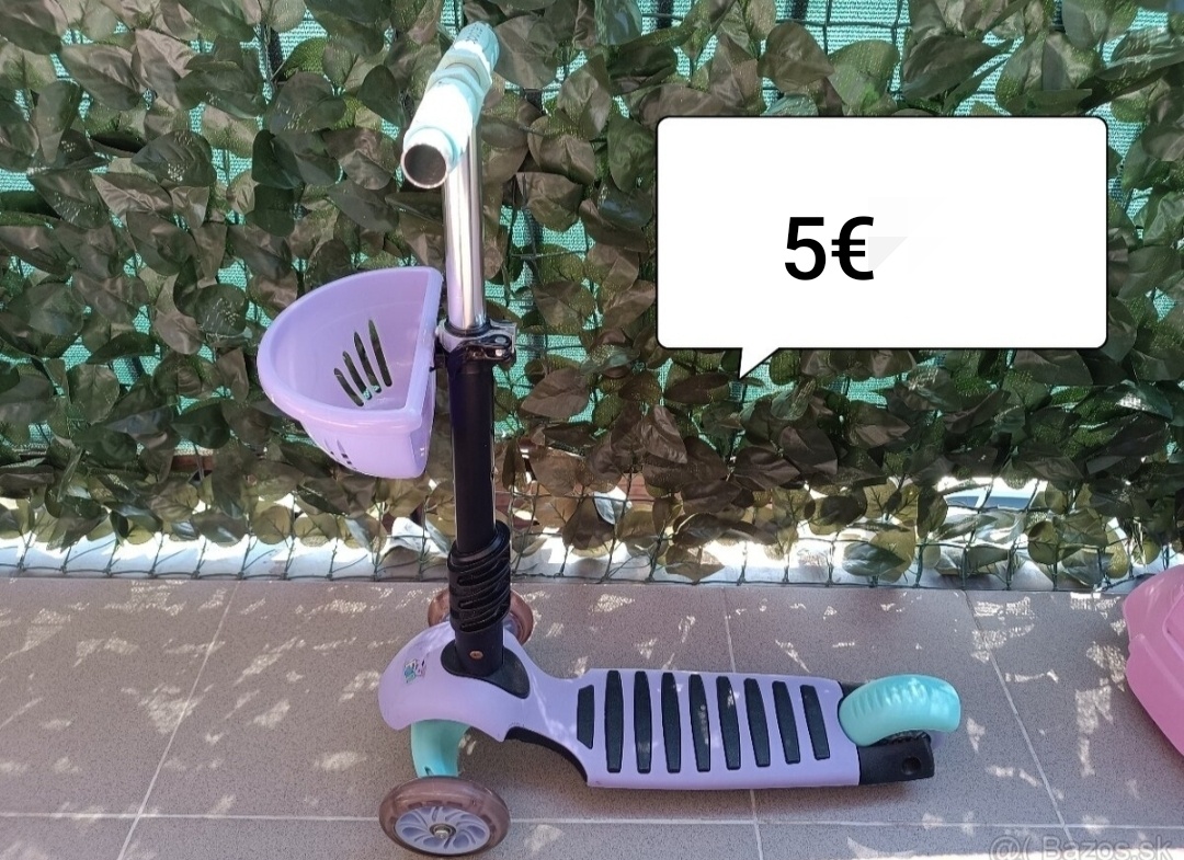 Šmykľavka, trojkolka, odrážadlo a kolobežka - 5