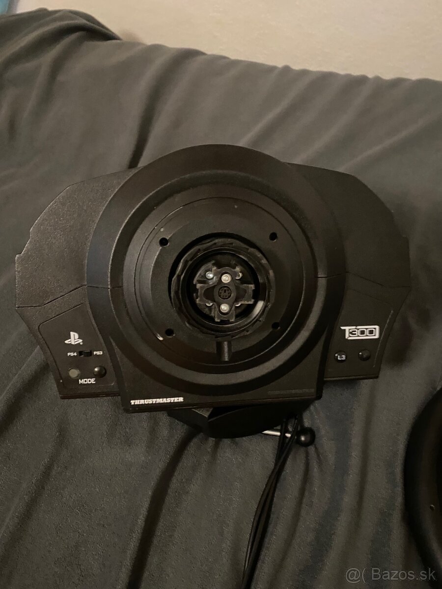 Thrustmaster T300 - 5