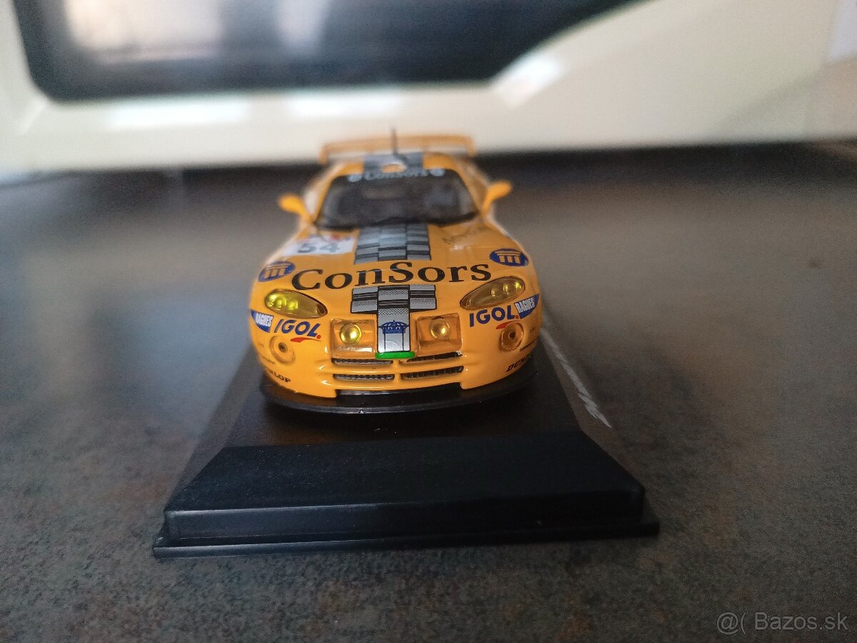 1:43 Chrysler Viper - 5