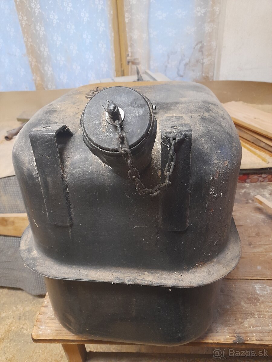 Palivova nádrž Zetor - 5