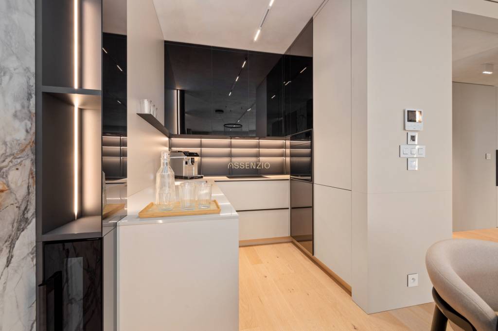 ASSENZIO - PRENÁJOM - 3,5 IZBOVÝ BYT - EUROVEA II - LUXUSNÝ - 5