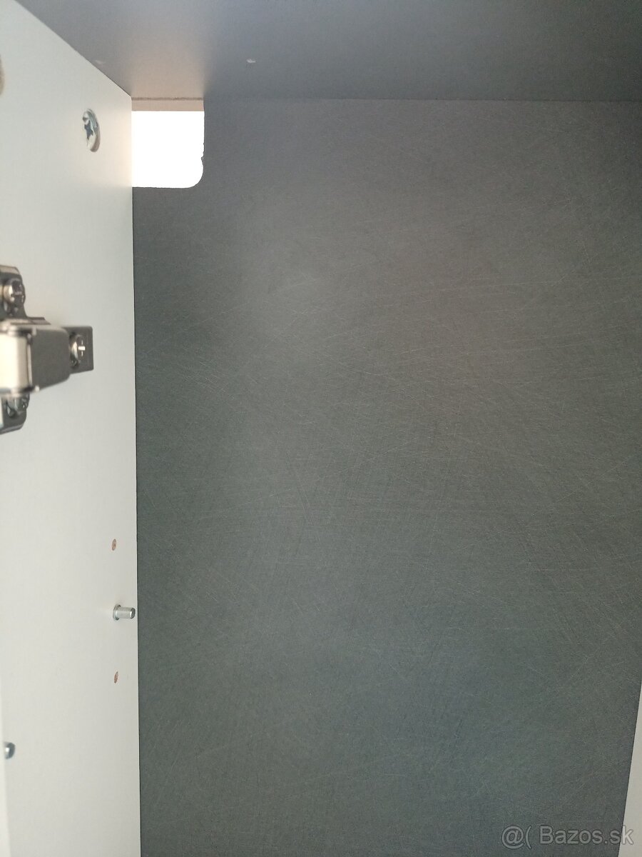 Skriňa do kúpeľne - 5