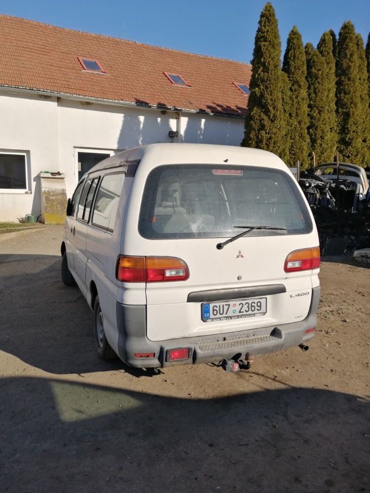 Mitsubishi L400 - 5