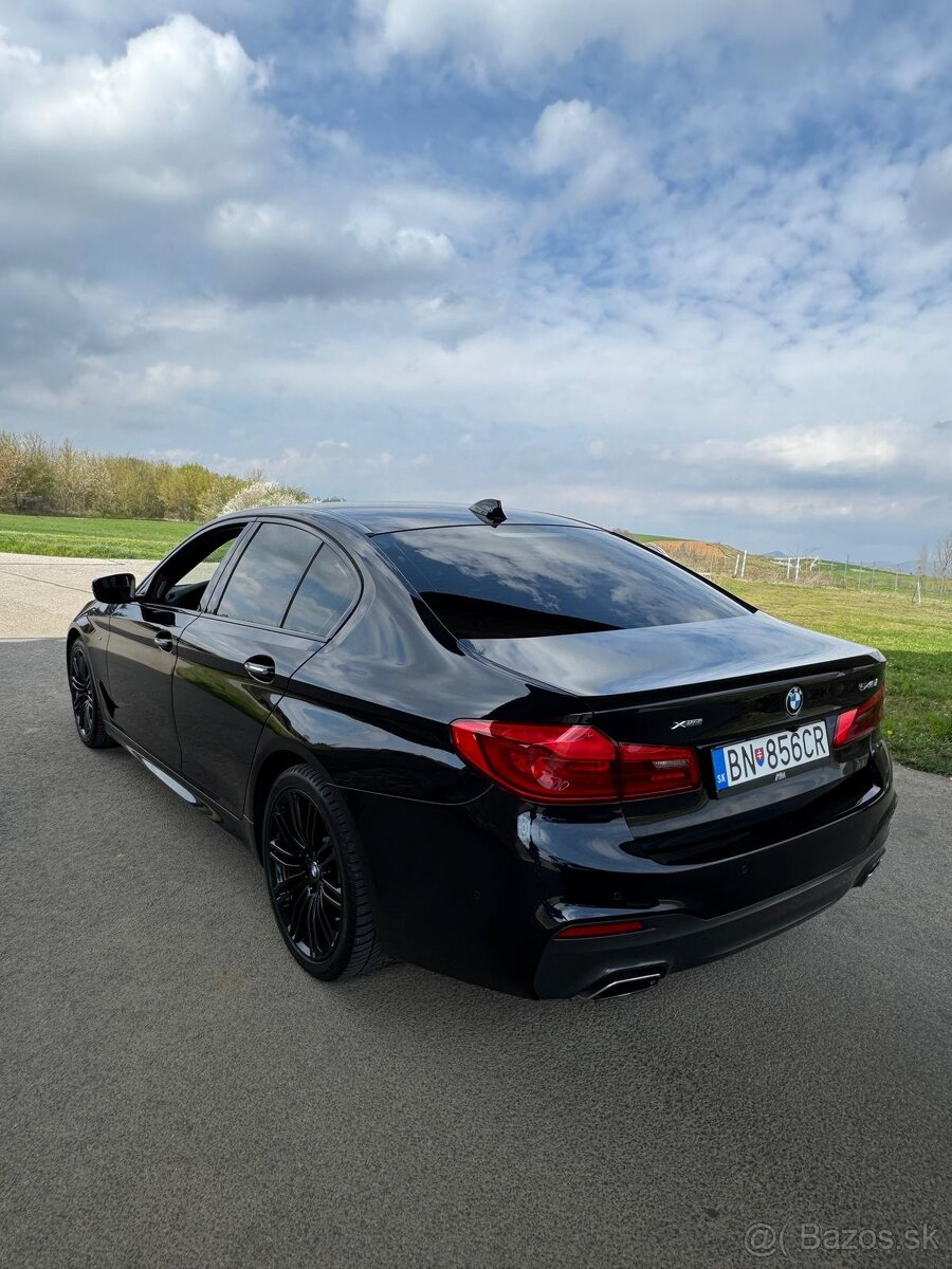 BMW 540i xDrive M Sport - G30 - 5