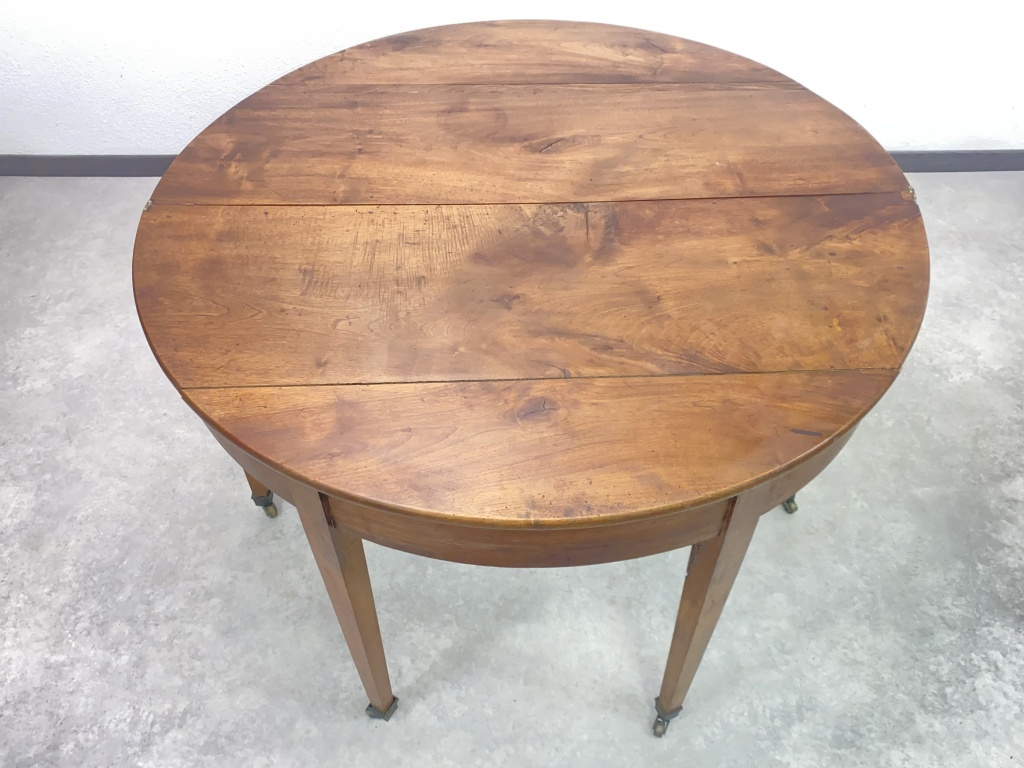 zaujímavé výklopné masívne okrúhle stoly - 5