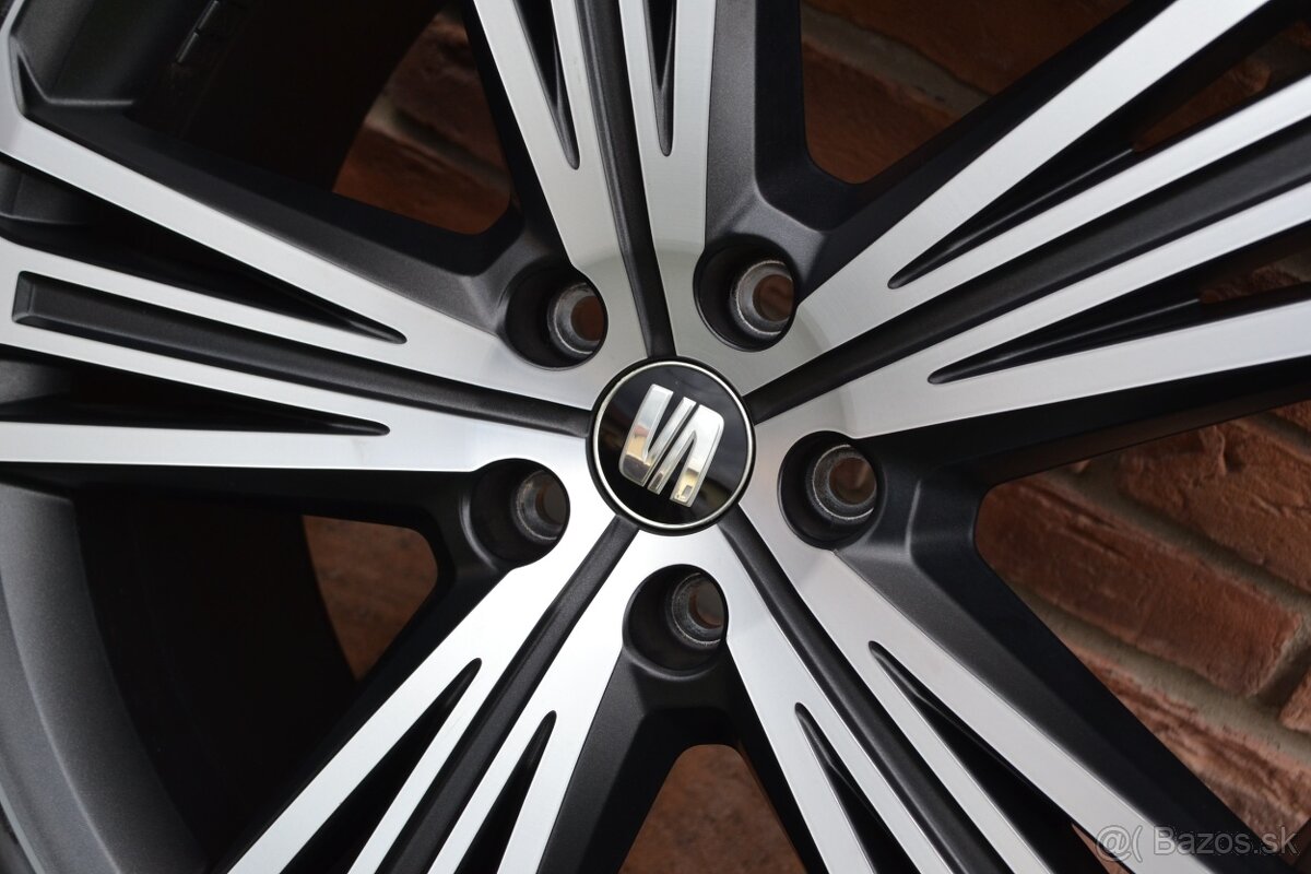 5x112 R20 Zimna sada Seat Tarraco + 235/45 R20 Continental - 5