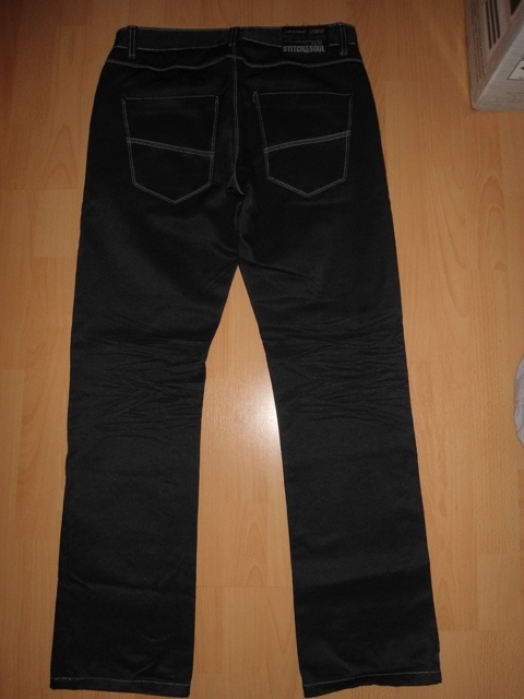 Panske cierne rifle - 5