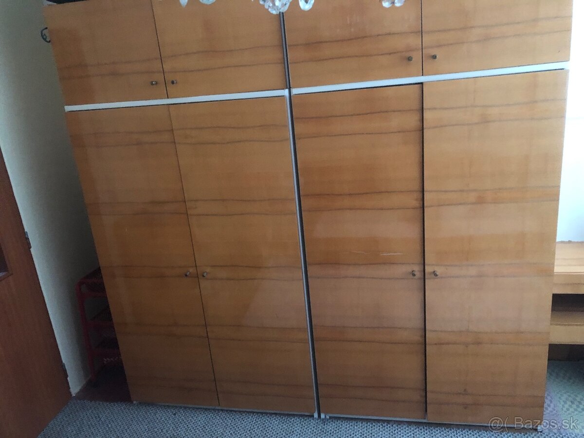 Starší nabytok - 5