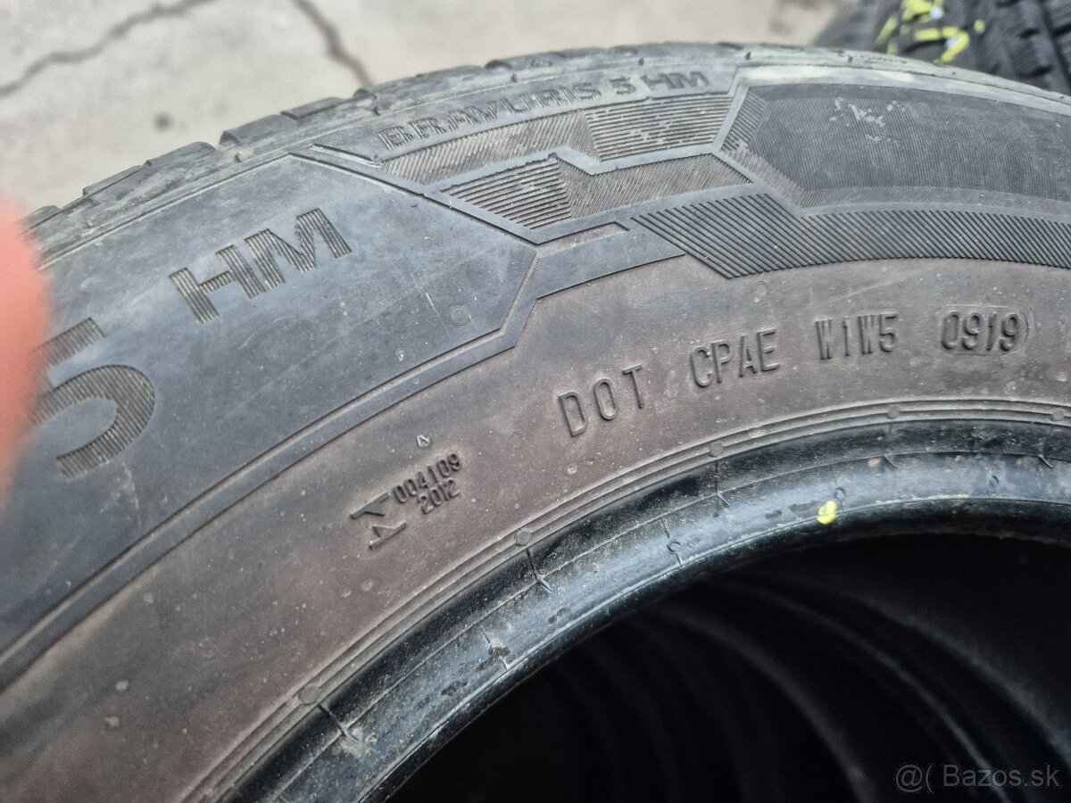 Predam letne pneu 2x 195/65R15 Barum - 5