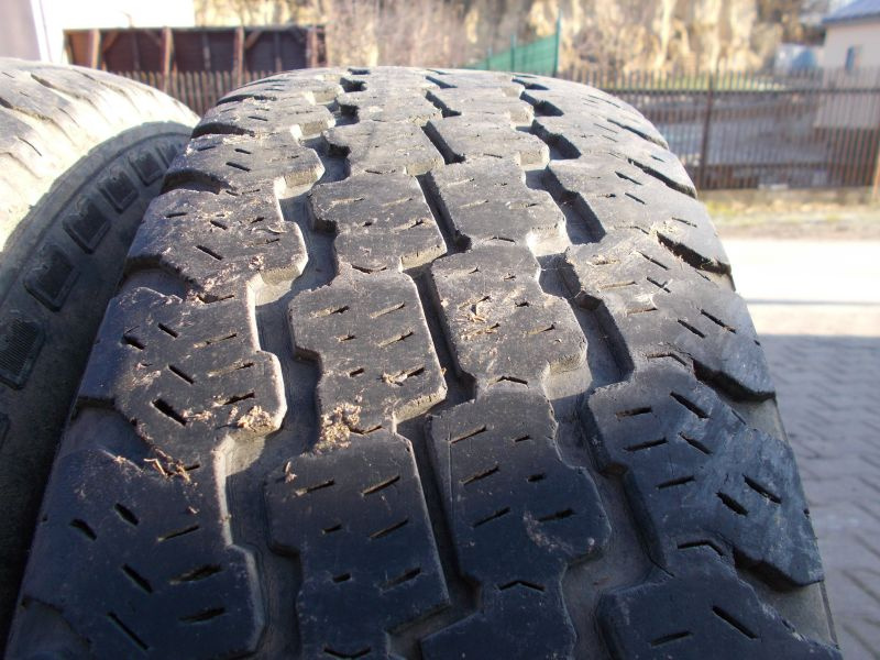 Pneumatiky Kumho 235/75R15 letné 2ks - 5