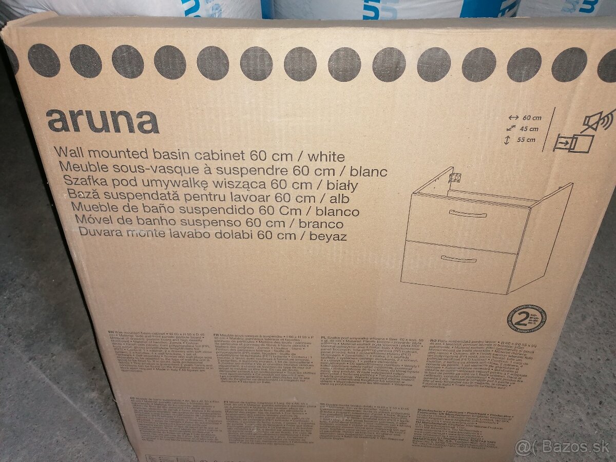 Umývadlo, skrinka pod umývadlo, zrkadlo. - 5